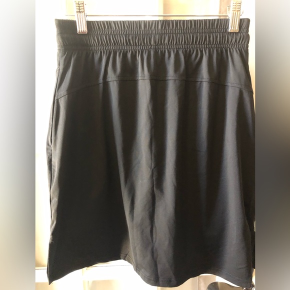 Women’s black tennis skort in size small with pockets - Picture 3 of 5